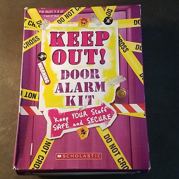 Scholastic Toys Keep Out Door Alarm Kit Poshmark
